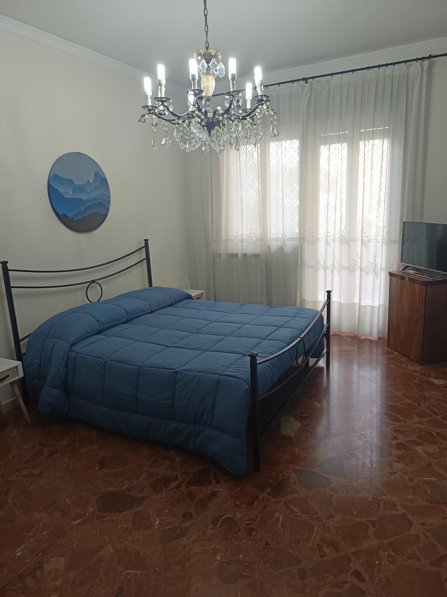 New Dawn Apartment, Appartamento Turistico, Casa Per Vacanza, Tre Camere Indipendenti 卡塔尼亚 外观 照片